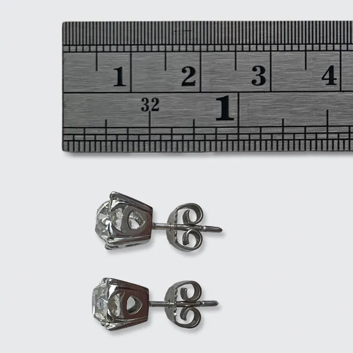 21stfinds Earrings Old MineCut Diamond Stud Earrings 257 carats combined 21stfinds Earrings Old MineCut Diamond Stud Earrings 257 carats combined