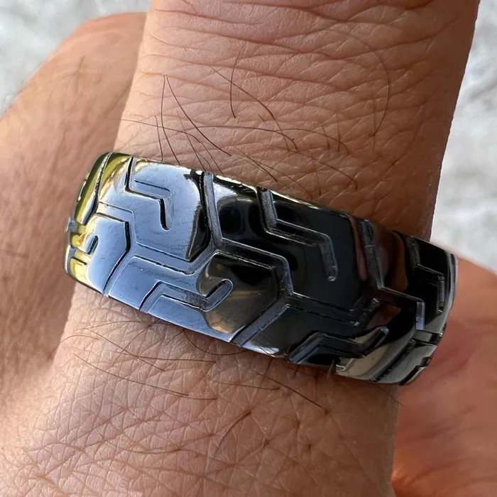 Black Zirconium Sports Car Biker Motorcycle Tire Tread Ring Bling Cartel Rings Black Zirconium Sports Car Biker Motorcycle Tire Tread Ring Bling Cartel Rings