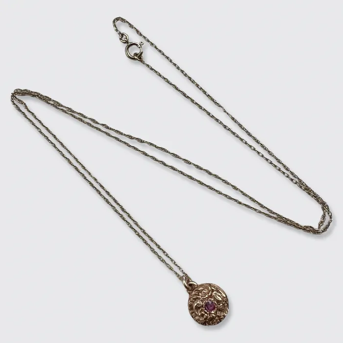 Necklaces 21stfinds Miniature Ruby Pendant with Matching Necklace