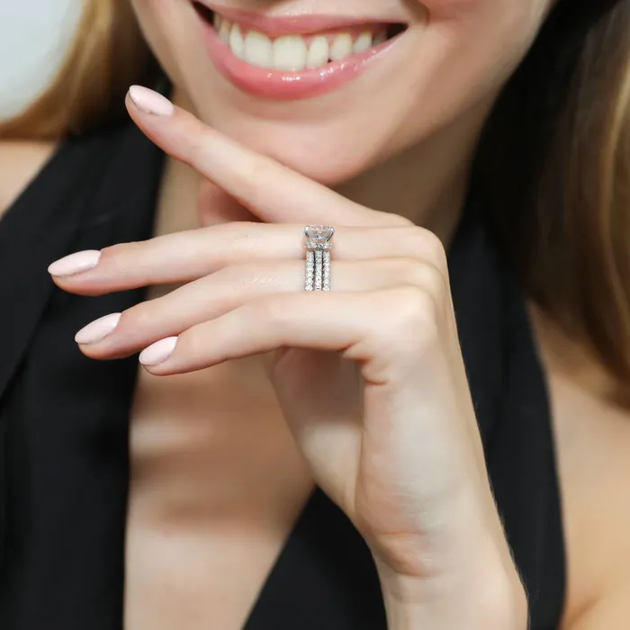 BERRICLE Rings Solitaire Hidden Halo 27ct CZ Ring Set in Sterling Silver