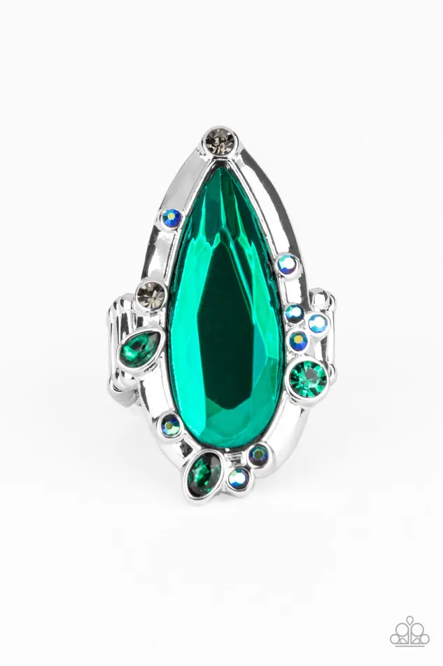 All Eyes On U Jewelry Paparazzi Accessories Rings Sparkle Smitten Green Paparazzi Ring All Eyes On U Jewelry Paparazzi Accessories Rings Sparkle Smitten Green Paparazzi Ring