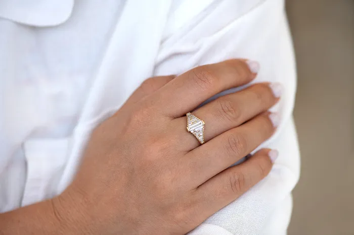 ARTEMER Baguette Diamond Ring with Gradient Diamonds and Gold Details Rings