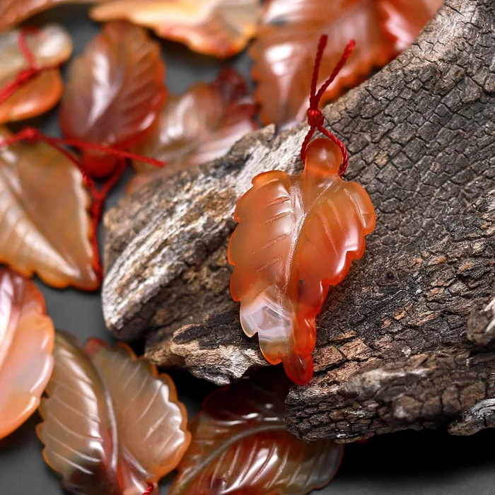 Necklaces Intrinsic Trading Hand Carved Natural Carnelian Leaf Pendant Bead Drilled Gemstone