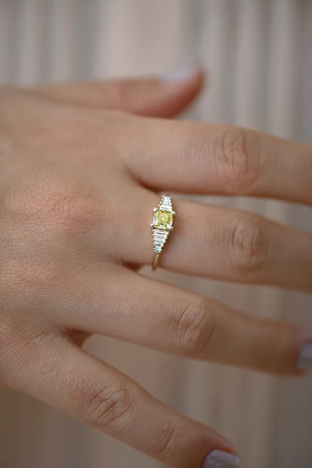 Rings ARTEMER Fancy Yellow Diamond Ring with GIA certified diamond
